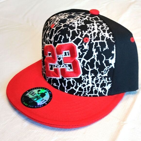 Michael Jordan Bulls Hat - Picture 2 of 9
